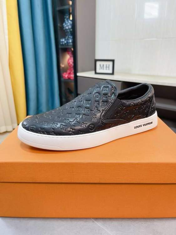 Picture of Louis Vuitton Shoes _SKULVsz38-44hnh040316053